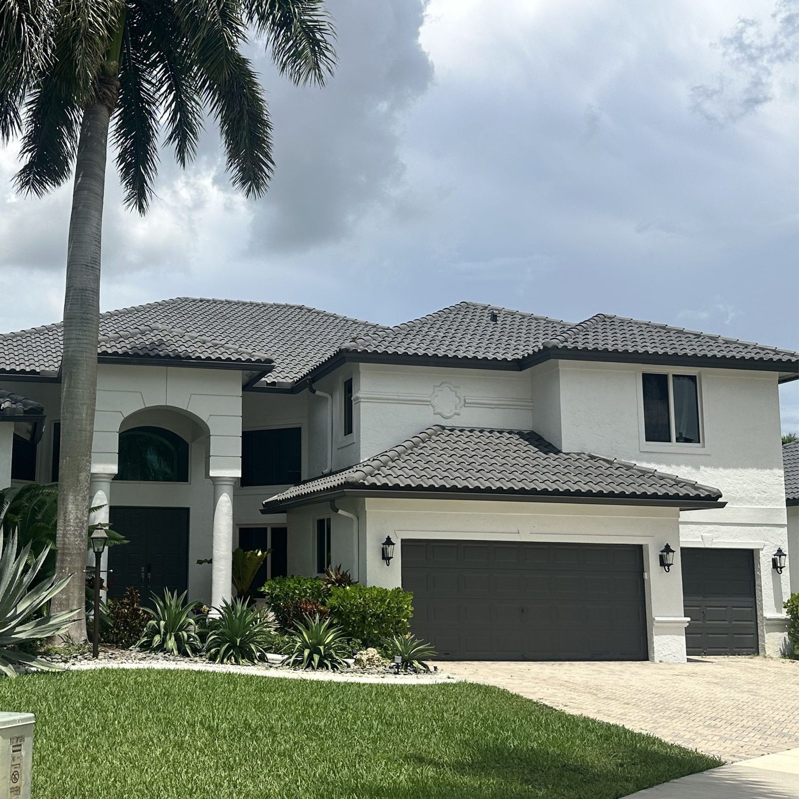 A tile-roof South Florida home of the type common in Pembroke Falls