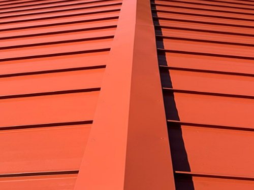 Standing seam metal roof