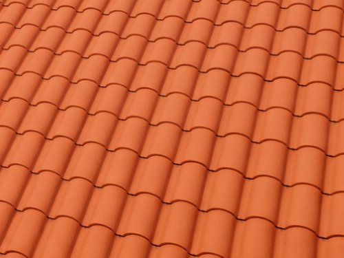Curved clay tile roof