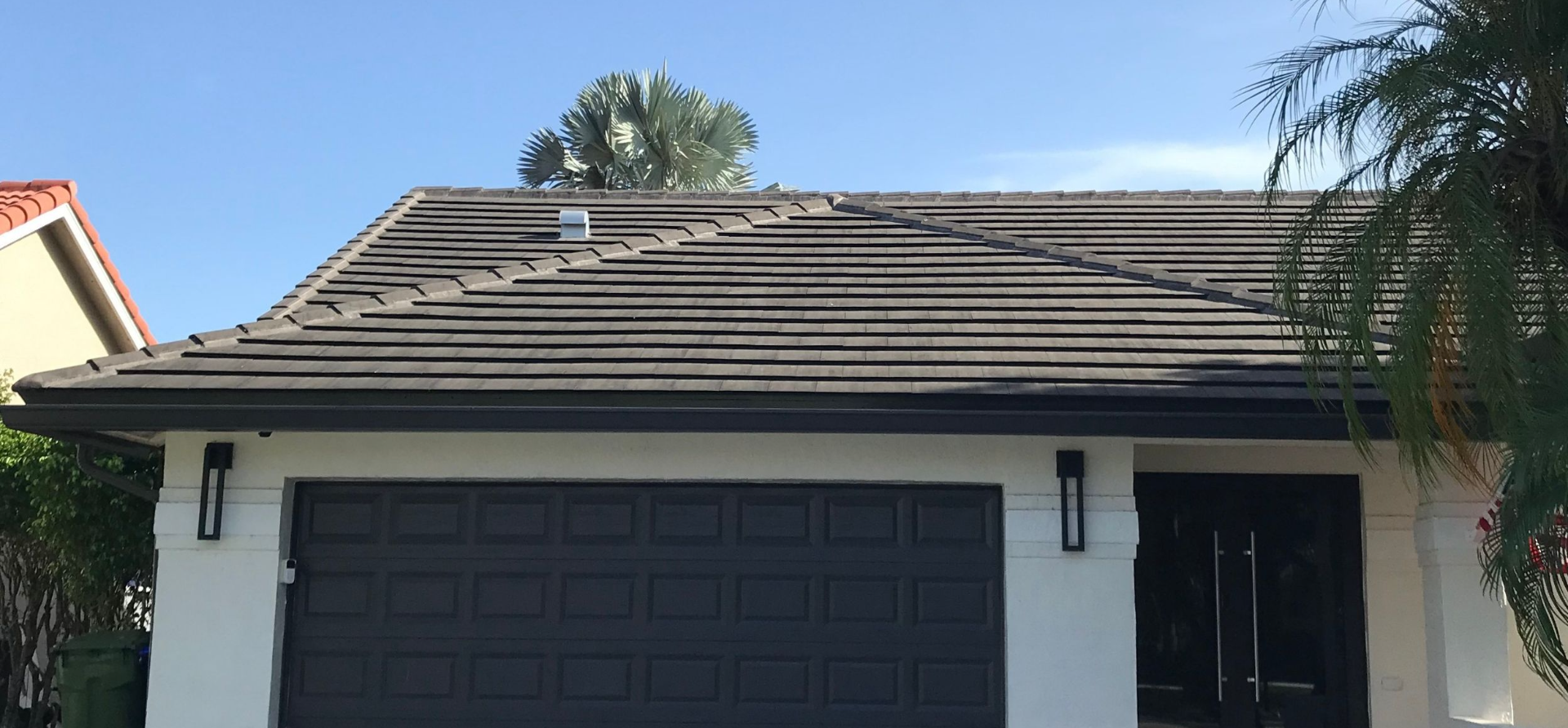Flat concrete tile roof on a Spring Valley home in Pembroke Pines FL